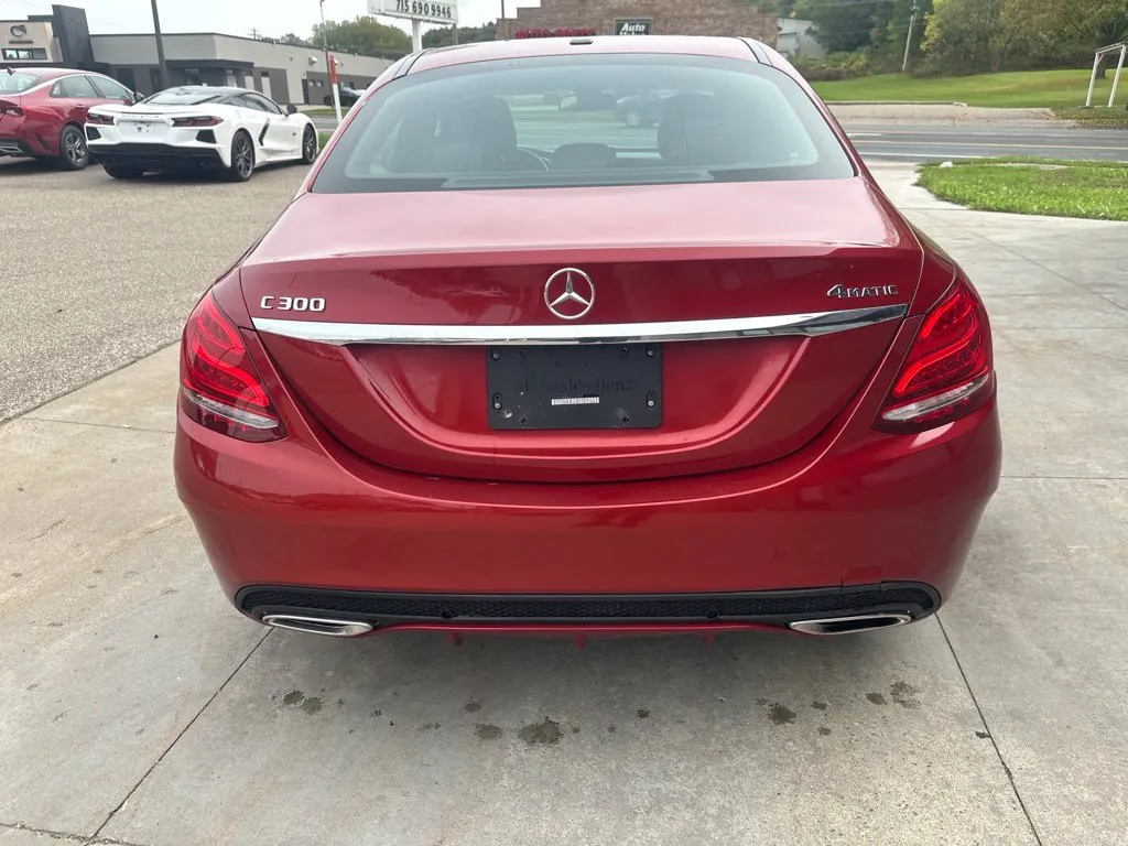 Mercedes-Benz C-Class photo 22