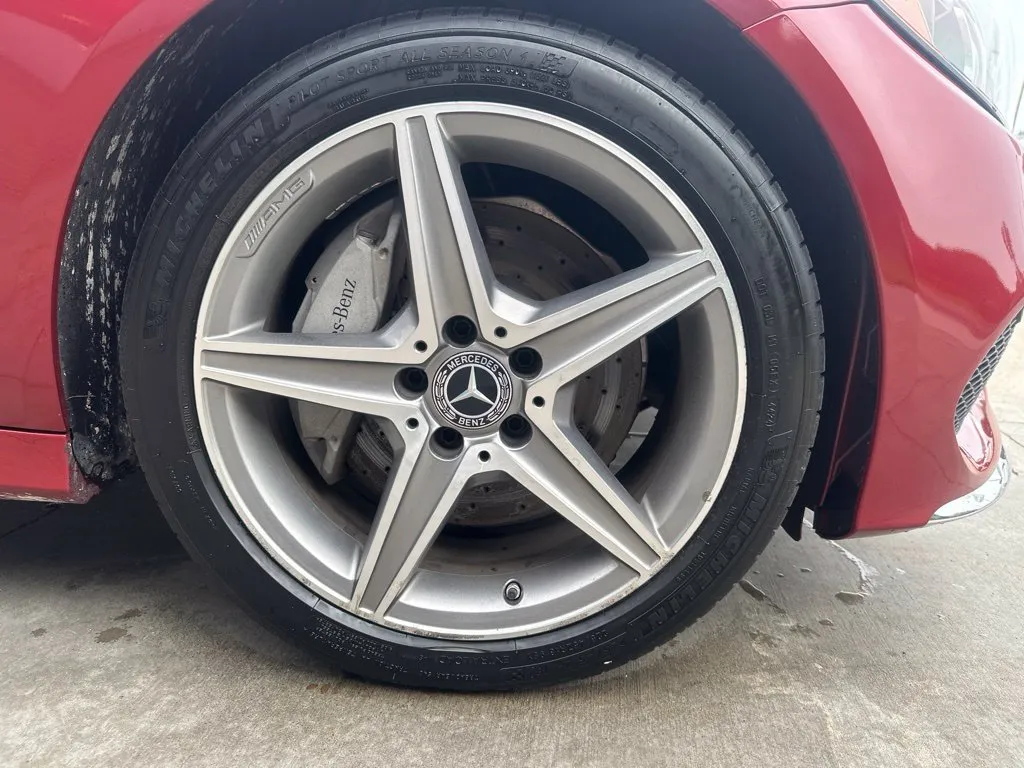 Mercedes-Benz C-Class photo 19