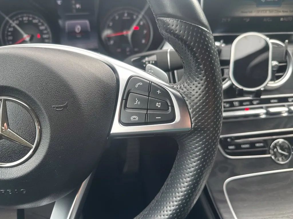 Mercedes-Benz C-Class photo 10