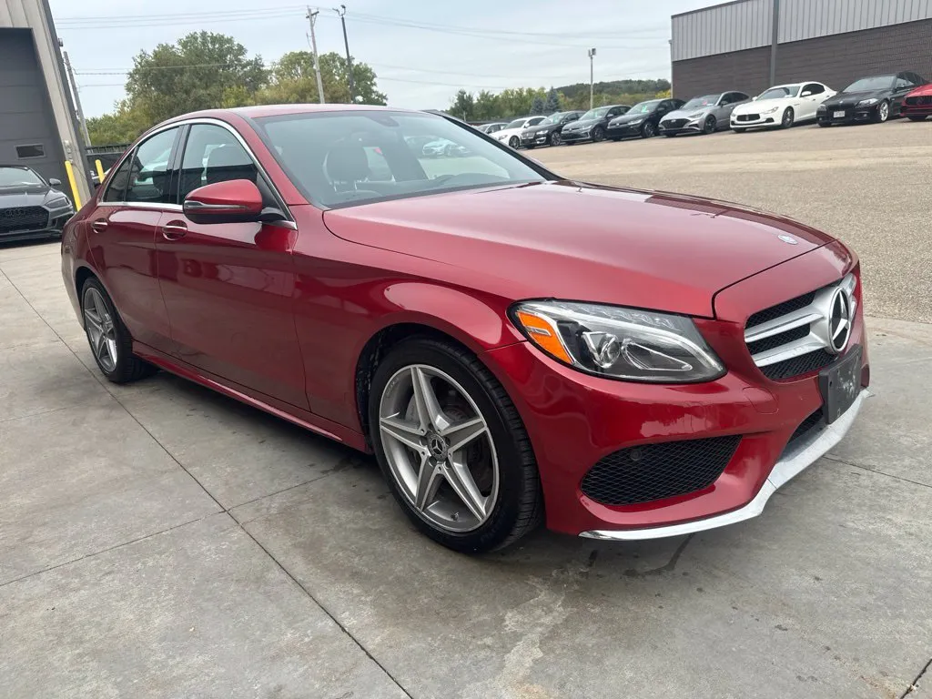 Mercedes-Benz C-Class photo 18