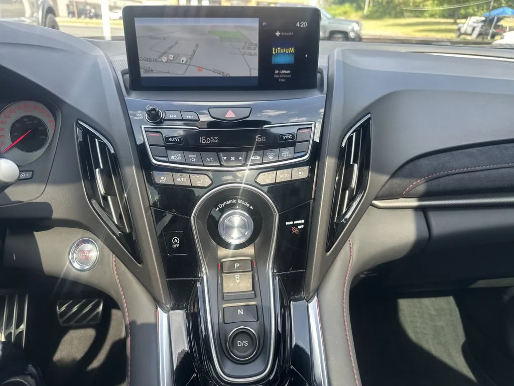 Acura RDX photo 8