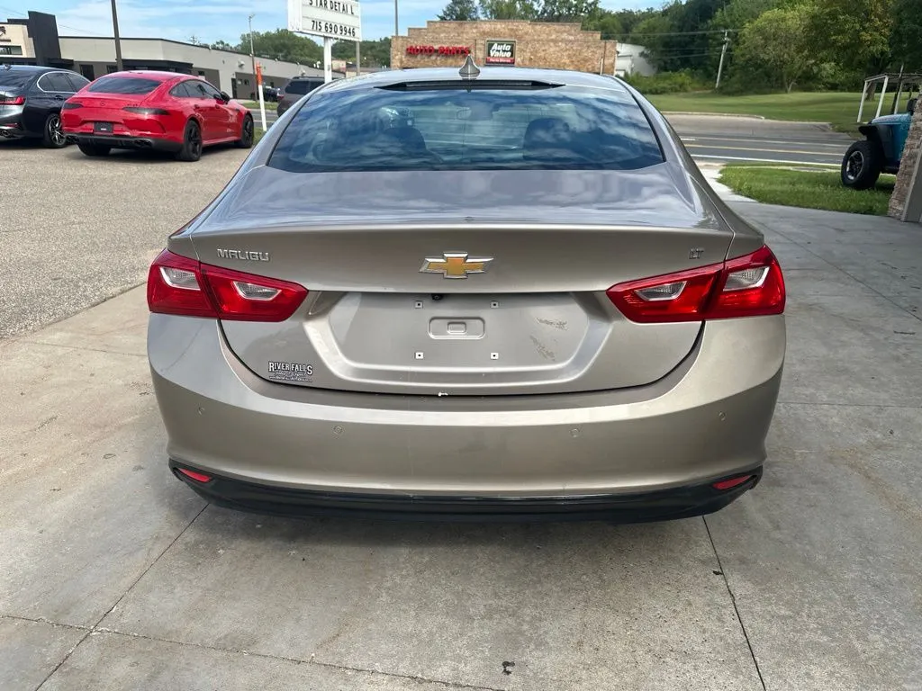 Chevrolet Malibu photo 21
