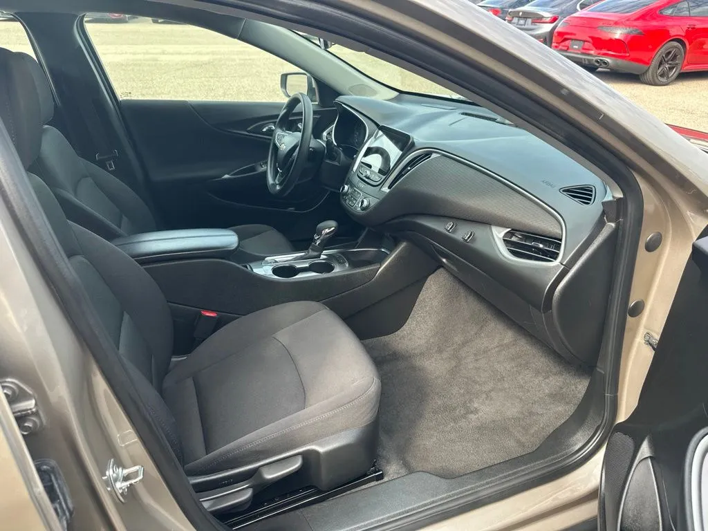 Chevrolet Malibu photo 19