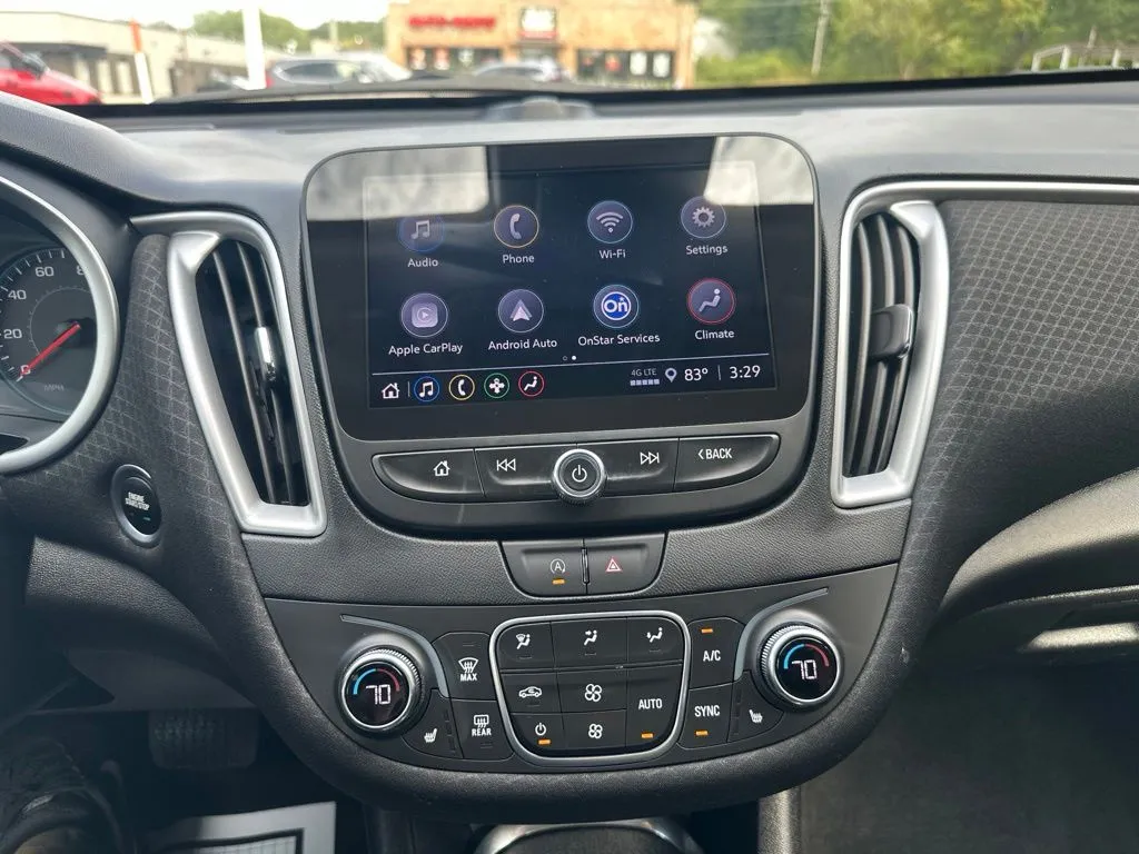 Chevrolet Malibu photo 8