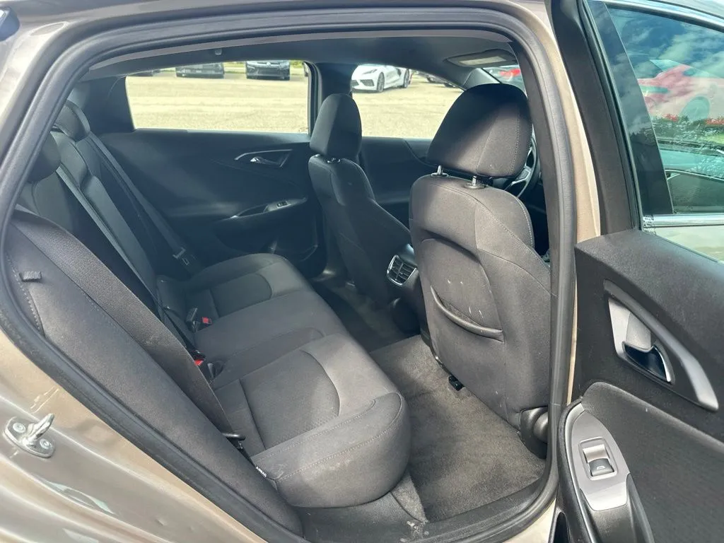 Chevrolet Malibu photo 20