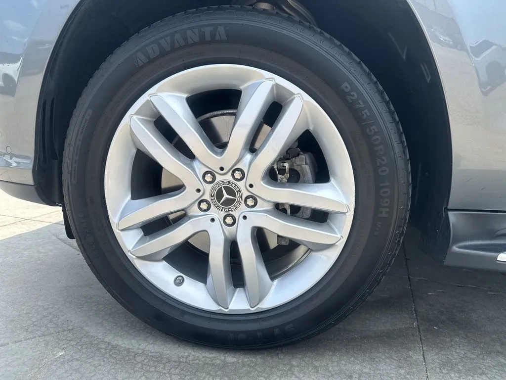 Mercedes-Benz GLS photo 18