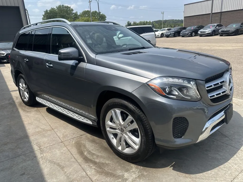 Mercedes-Benz GLS photo 20
