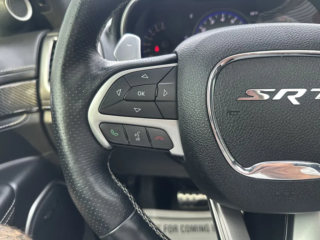 Jeep Grand Cherokee photo 11