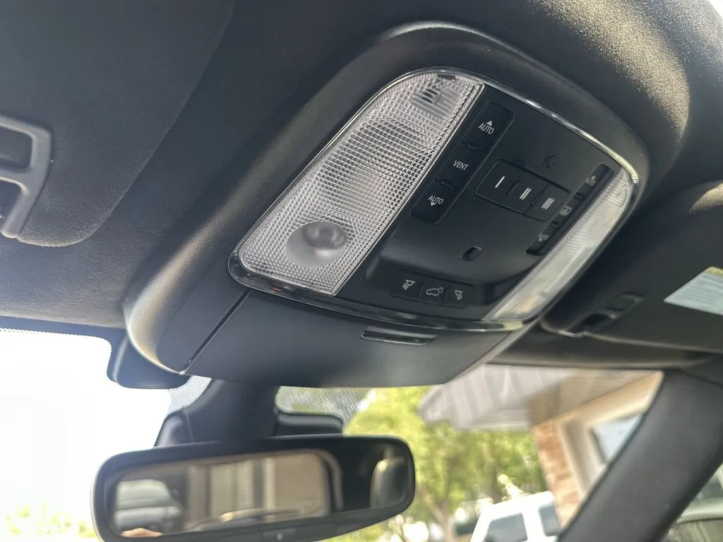 Jeep Grand Cherokee photo 13