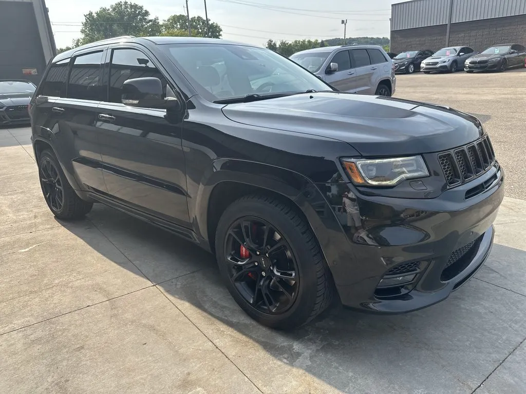 Jeep Grand Cherokee photo 21