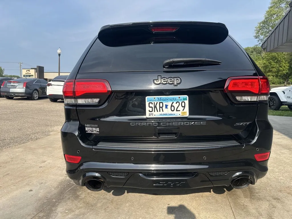 Jeep Grand Cherokee photo 25