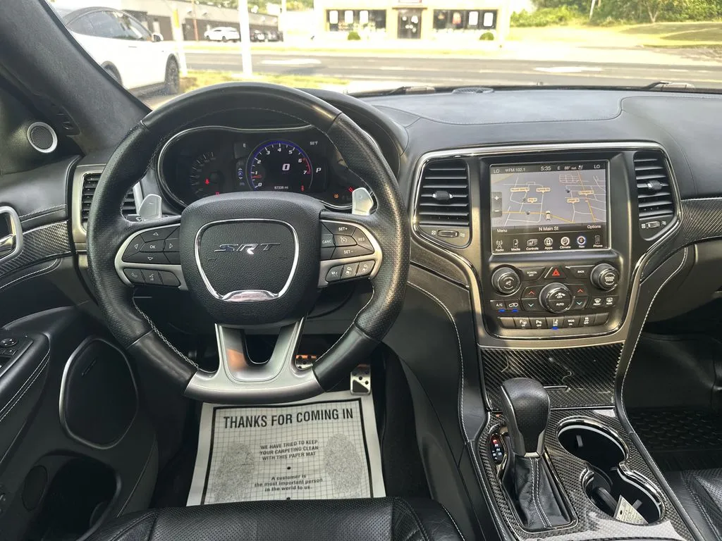 Jeep Grand Cherokee photo 5