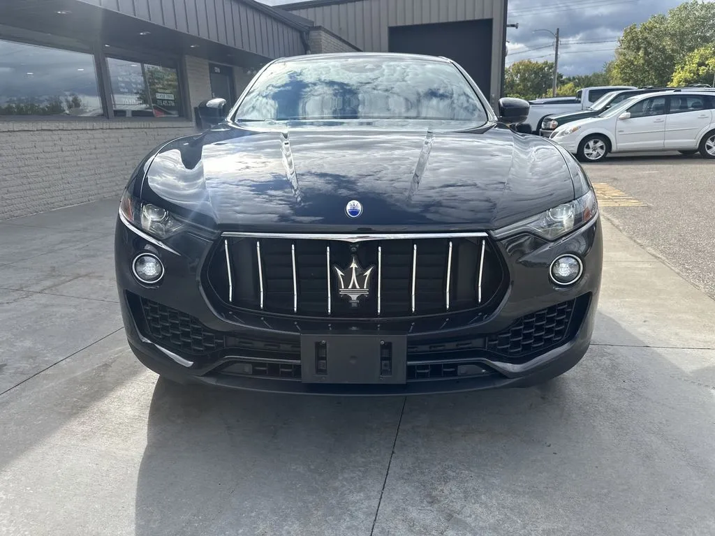 Maserati Levante photo 18