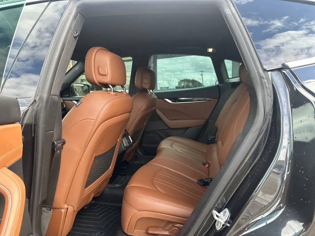 Maserati Levante photo 4