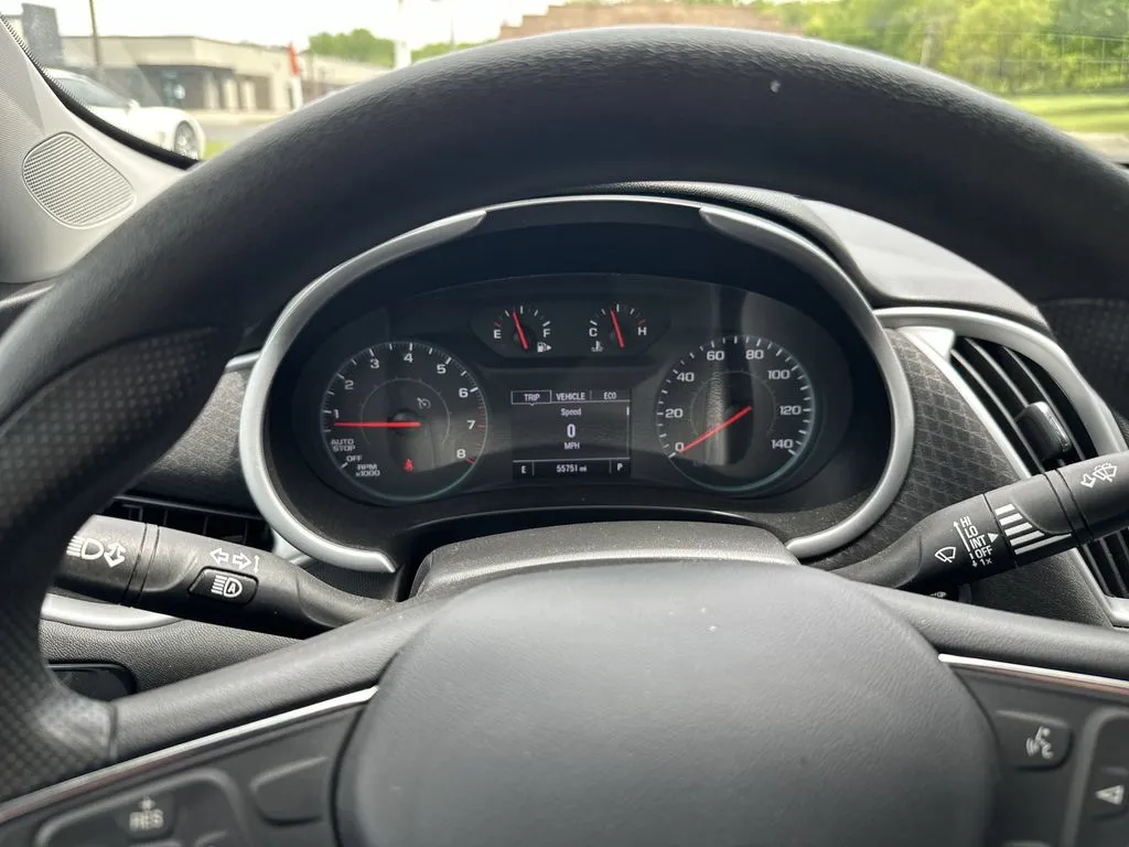 Chevrolet Malibu photo 7
