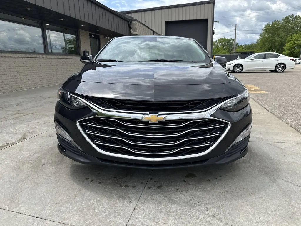 Chevrolet Malibu photo 17
