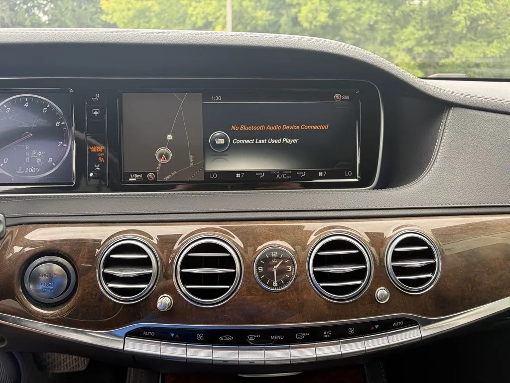 Mercedes-Benz S-Class photo 21