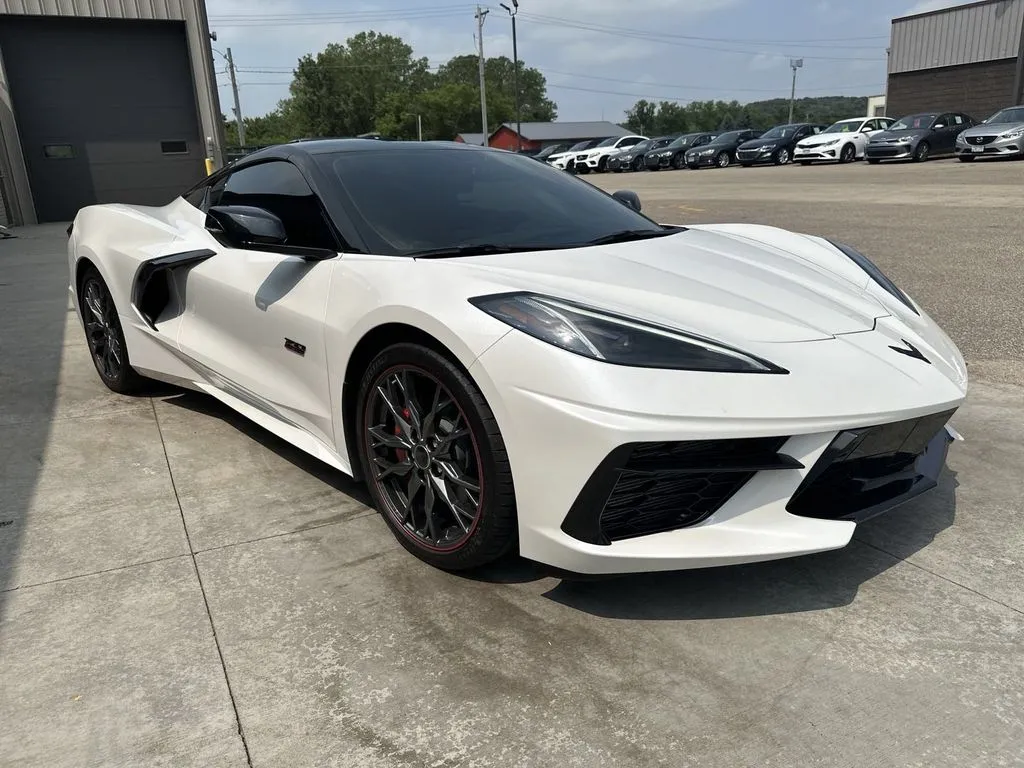 Chevrolet Corvette photo 21
