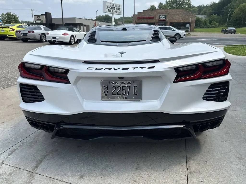 Chevrolet Corvette photo 26