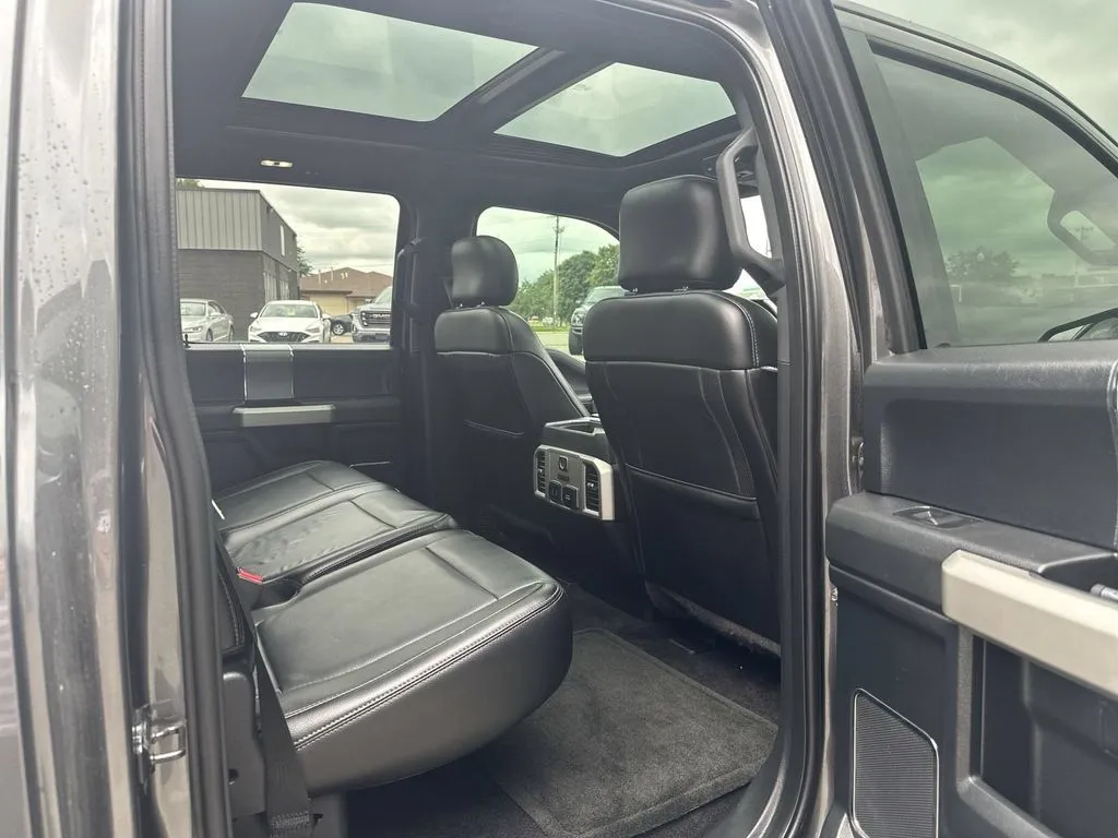 Ford F-150 photo 27