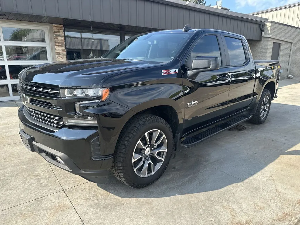 Black 2021 Chevrolet Silverado 1500 RST for sale in River Falls, WI