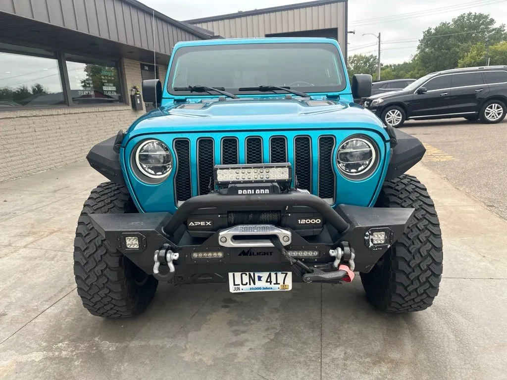 Jeep Wrangler photo 18