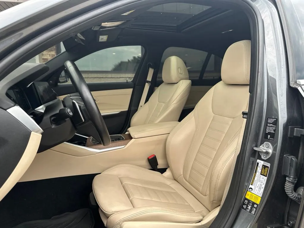 BMW 3 Series photo 16