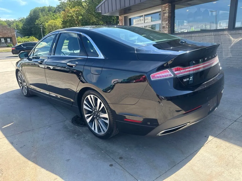 Lincoln MKZ photo 24