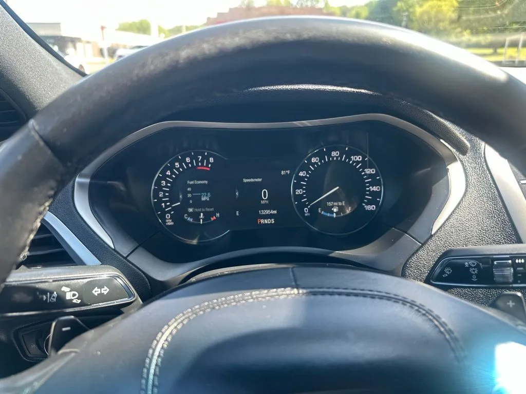 Lincoln MKZ photo 7