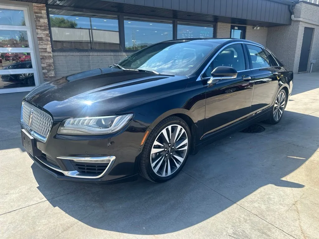 Black 2019 Lincoln MKZ Reserve for sale in River Falls, WI