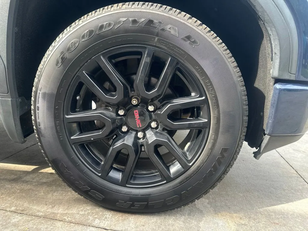 GMC Sierra photo 20