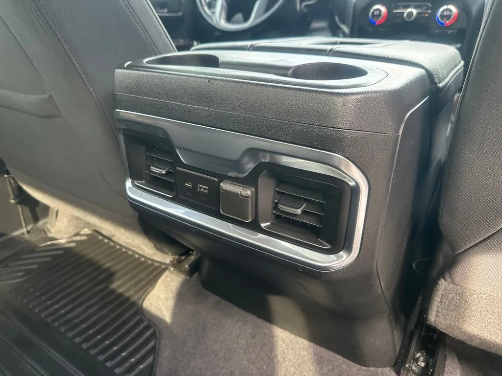 GMC Sierra photo 23