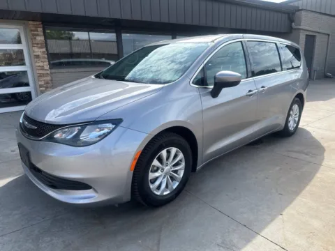 Silver 2017 Chrysler Pacifica Touring for sale in River Falls, WI
