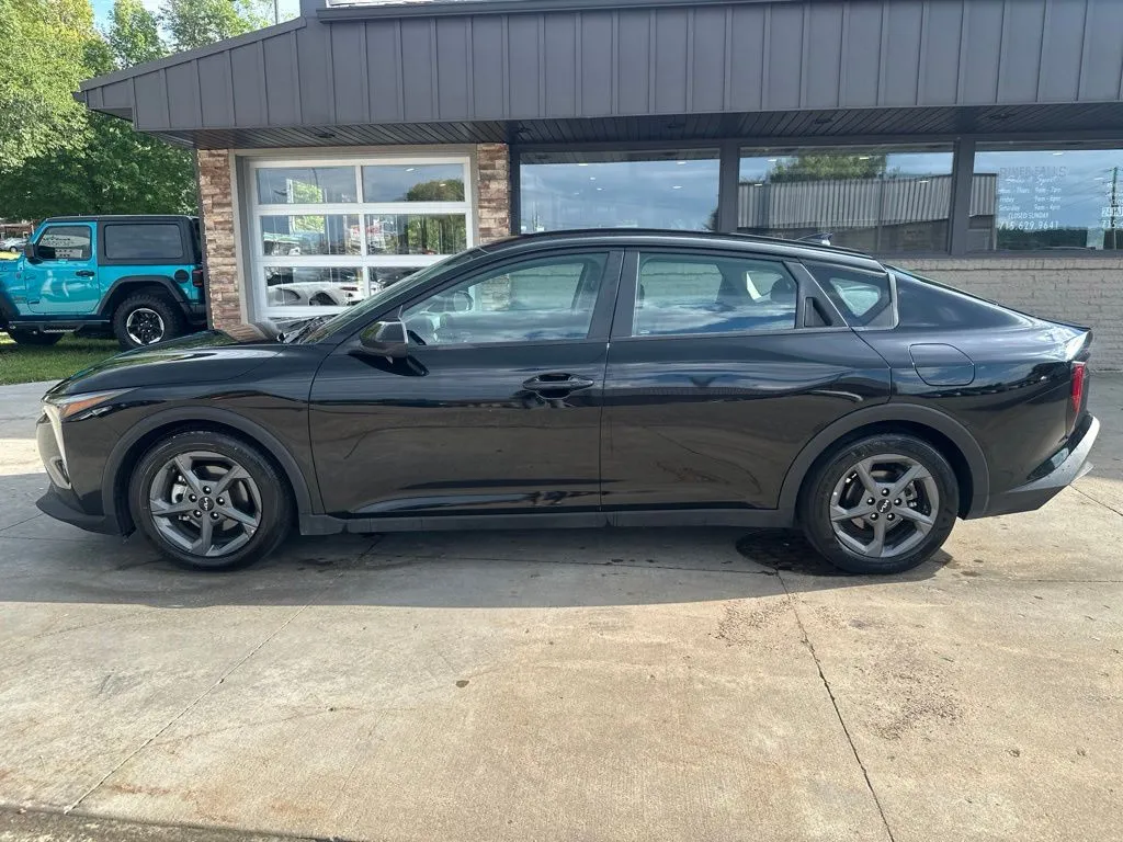 Kia K4 photo 16