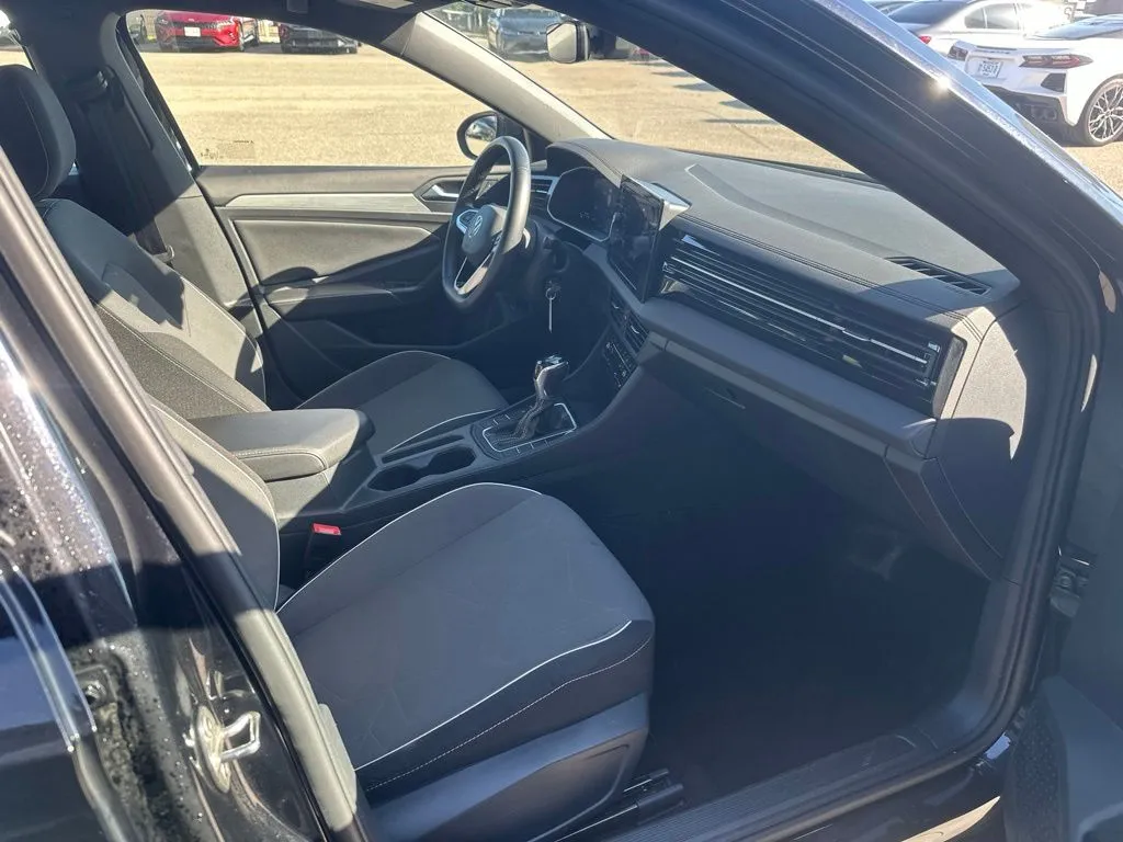 Volkswagen Jetta photo 20