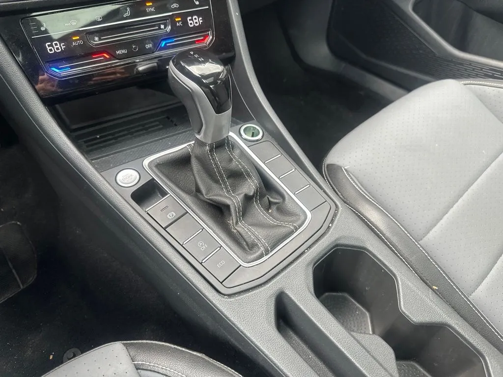 Volkswagen Jetta photo 9