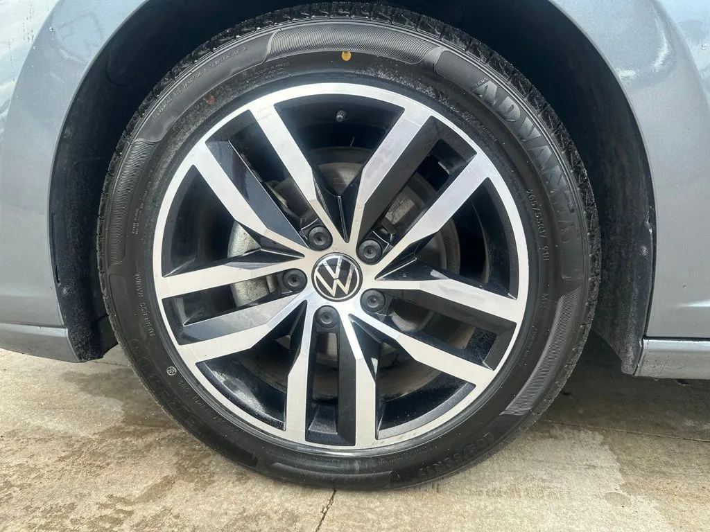 Volkswagen Jetta photo 17