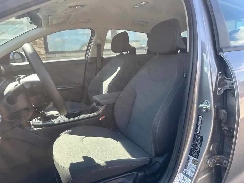 Kia K4 photo 15