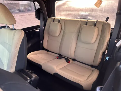 More photos of 2020 Jeep Wrangler Black & Tan at River Falls Sales and Sport, WI