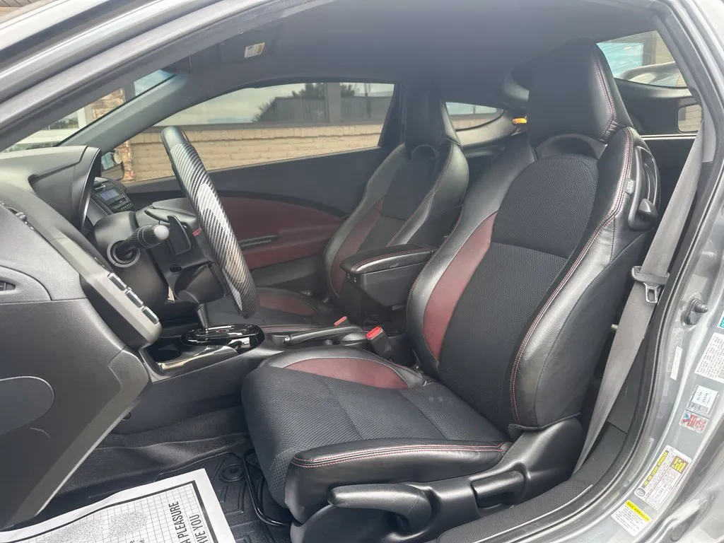 Honda CR-Z photo 15