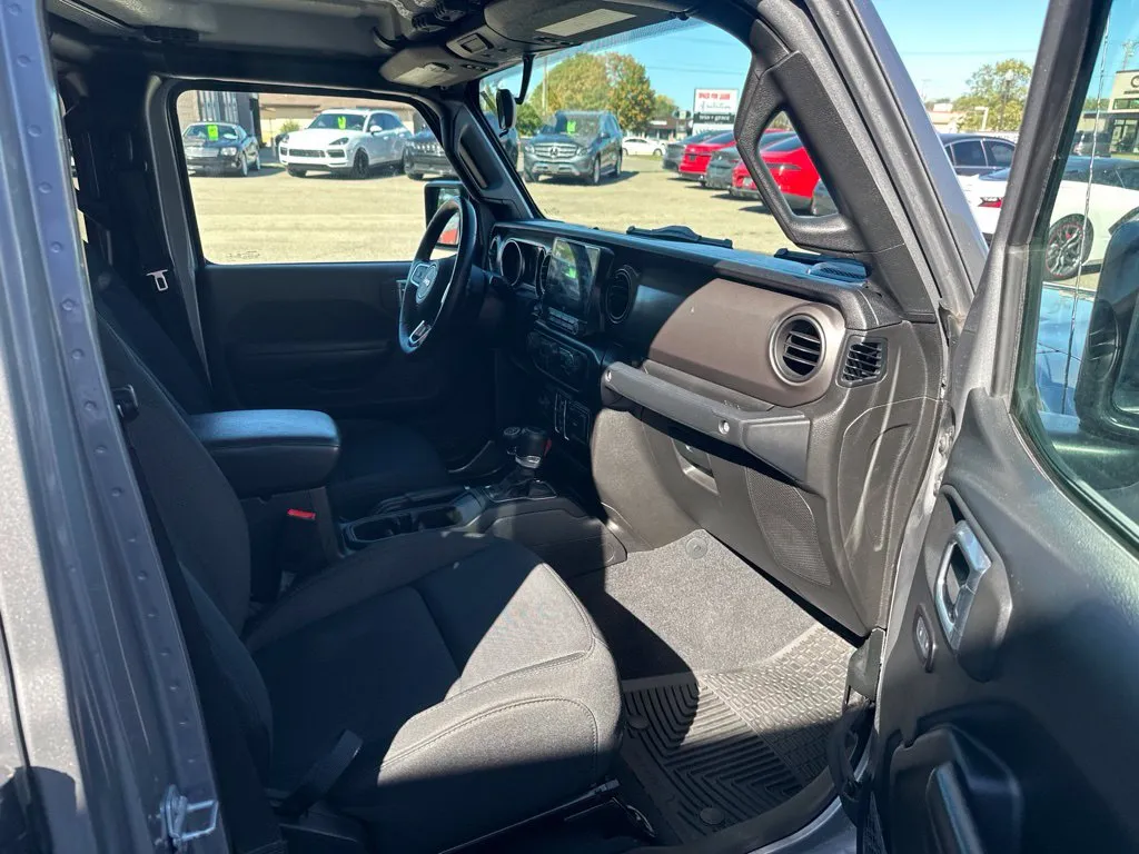 Jeep Gladiator photo 20