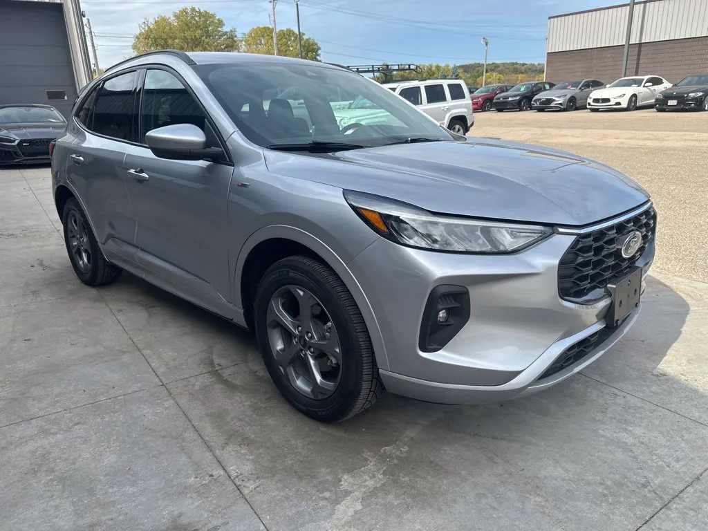 Ford Escape photo 20