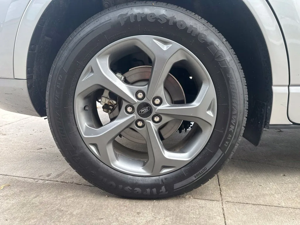 Ford Escape photo 23