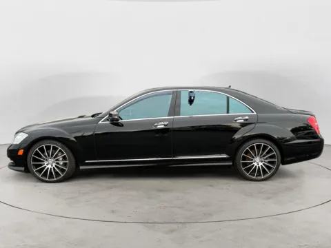 More photos of 2013 MERCEDES-BENZ S-CLASS S550 4MATIC at The Big Lot - Car Credit, MO