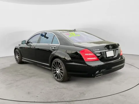 More photos of 2013 MERCEDES-BENZ S-CLASS S550 4MATIC at The Big Lot - Car Credit, MO