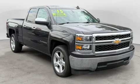 Black 2015 CHEVROLET SILVERADO WORK TRUCK for sale in Kansas City, MO