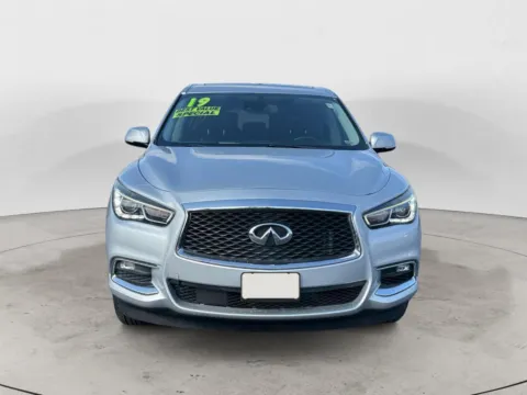Photos of 2019 INFINITI QX60 BASE for sale in Kansas City, MO at The Big Lot - Car Credit