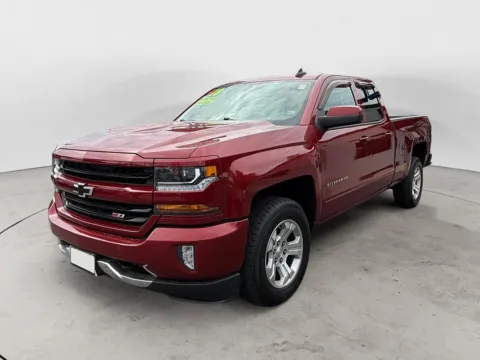 Another view of 2018 CHEVROLET SILVERADO LT for sale in Kansas City, MO at The Big Lot - Car Credit