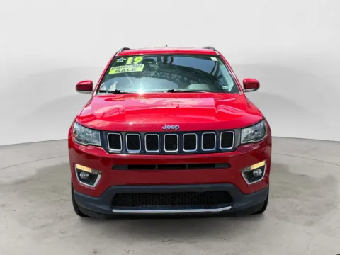 Photos of 2019 JEEP COMPASS LIMITED for sale in Kansas City, MO at The Big Lot - Car Credit