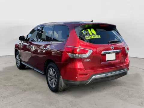 More photos of 2014 NISSAN PATHFINDER S; SL; PL S; SL; PLATINUM; SV at The Big Lot - Car Credit, MO